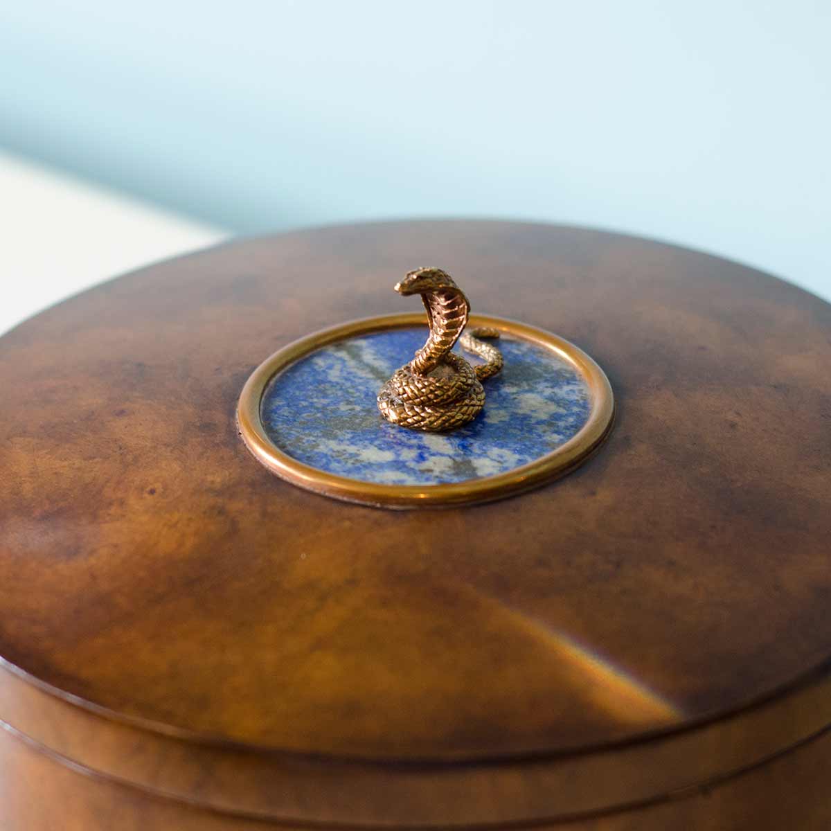 A Pollard Burl Circular Box | Elegant Luxury Exclusive Designer Accessories