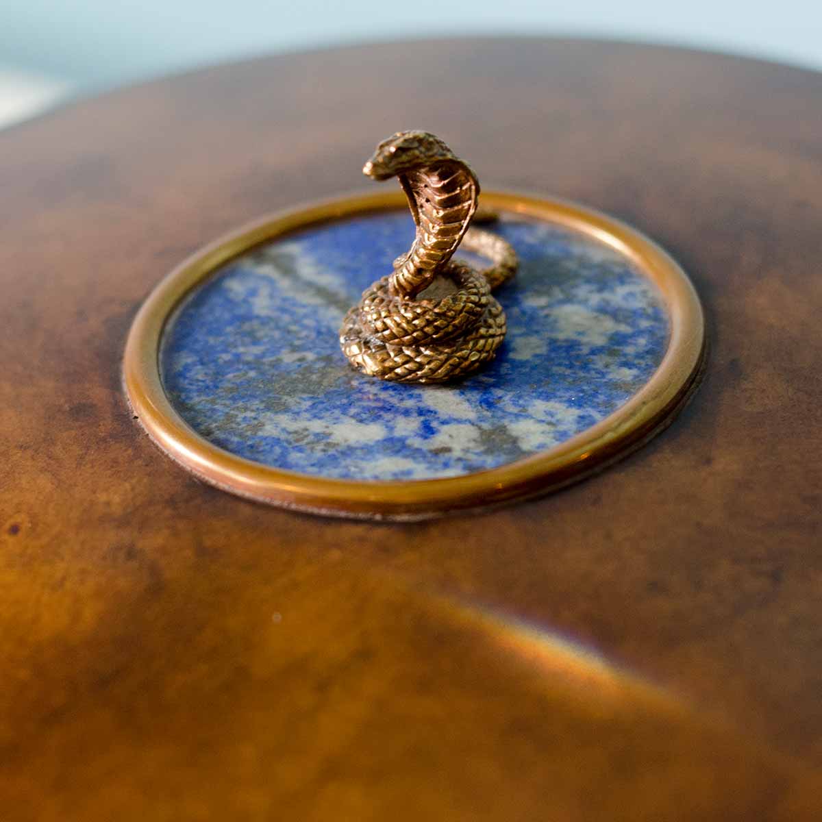A Pollard Burl Circular Box | Elegant Luxury Exclusive Designer Accessories