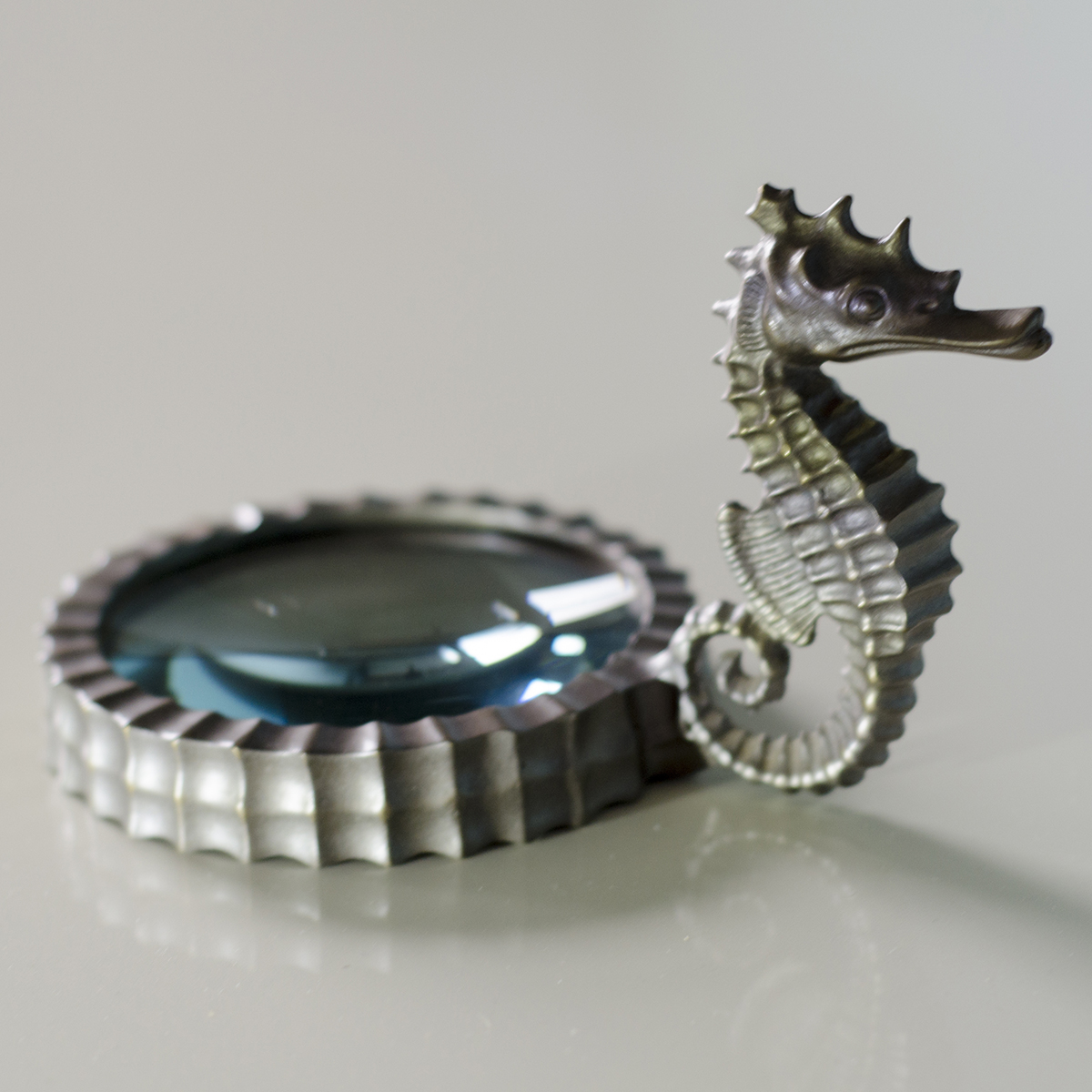 Seahorse Magnifying Glass | Elegant Luxury Exclusive Designer Accessories
