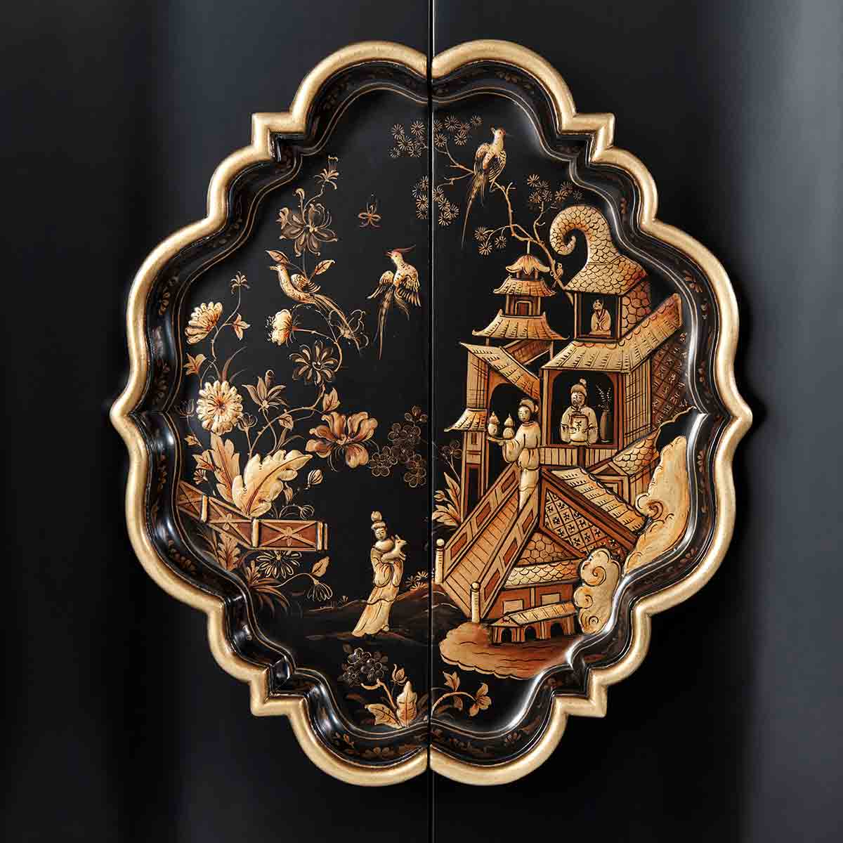 Medallion Sideboard - Image 2
