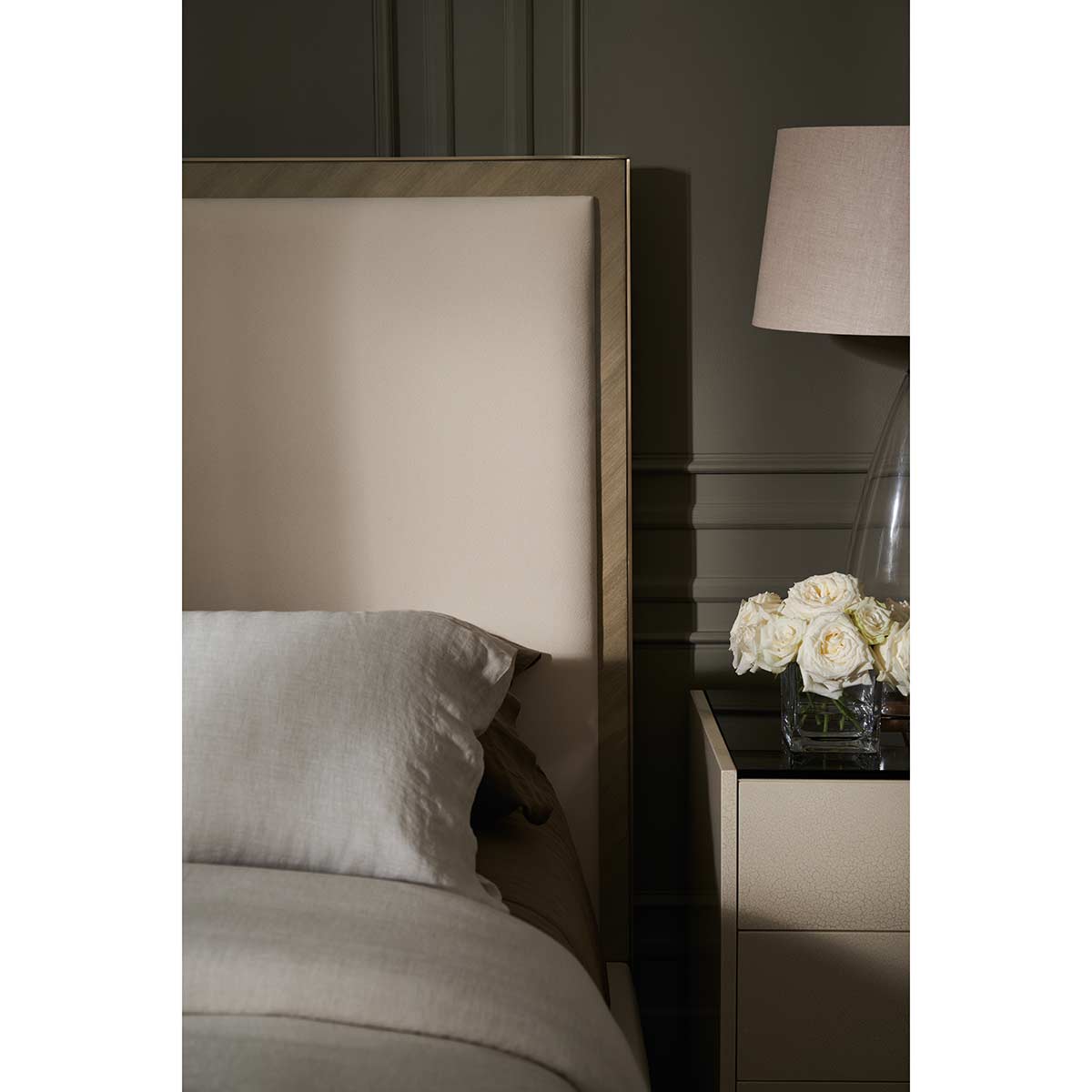 Anthology Bed | Caracole Classic Collection | Elegant Contemporary Luxury Exclusive Designer Furniture