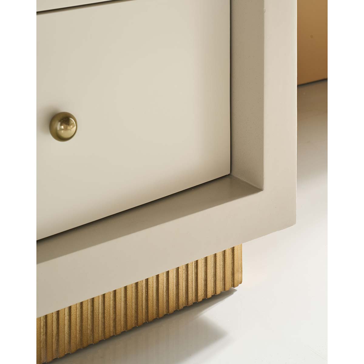 Calais Dresser - Image 5