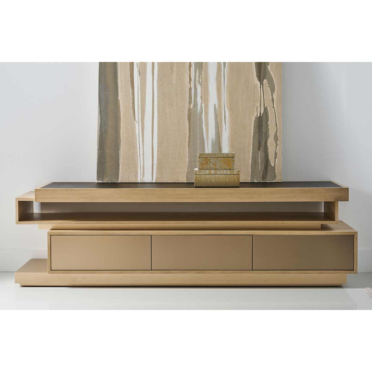 La Moda Media Petite | Caracole Classic Collection | Elegant Contemporary Luxury Exclusive Designer Furniture