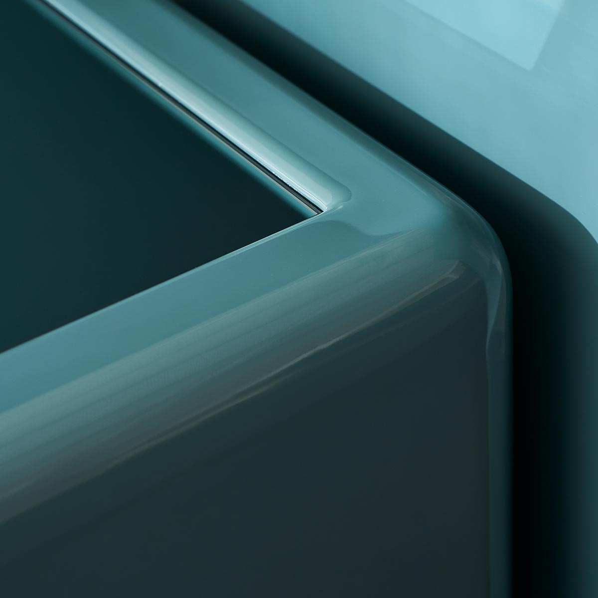 Gelee Square End Table – Apatite | Caracole Classic Collection | Elegant Contemporary Luxury Exclusive Designer Furniture