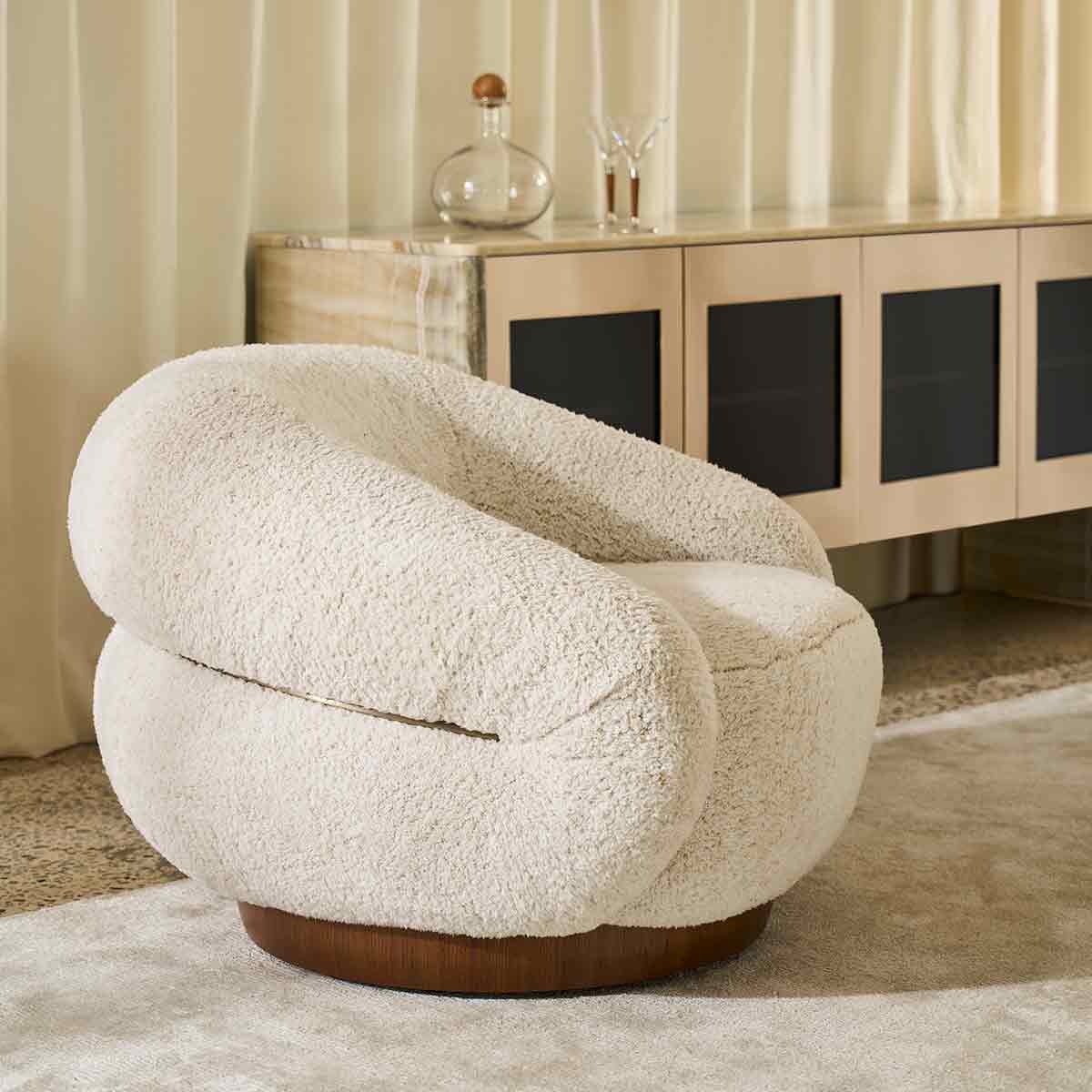 Smoosh Swivel Chair | Caracole Classic Collection | Elegant Contemporary Luxury Exclusive Designer Furniture