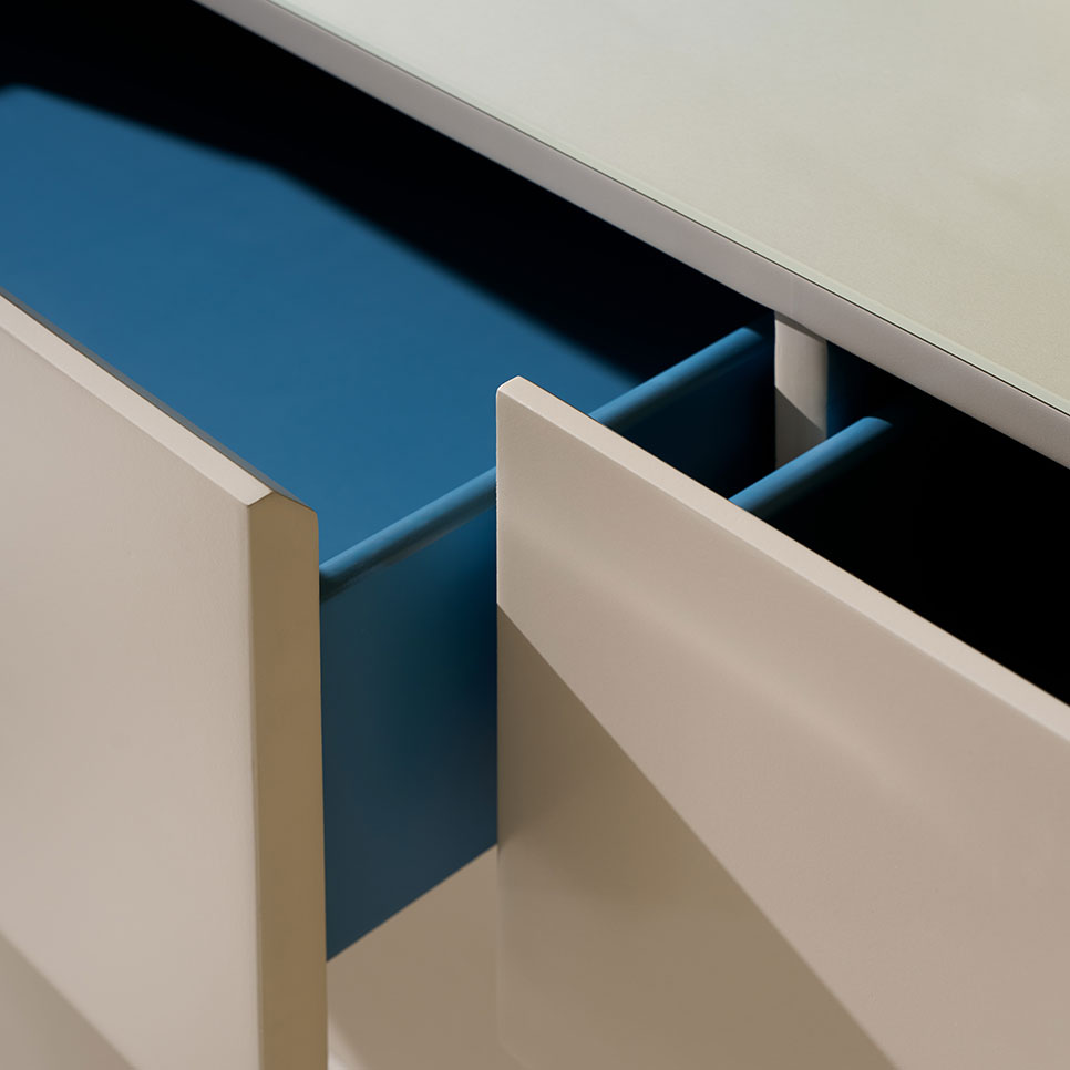 CLA-426-013_Detail3 966 x 966
